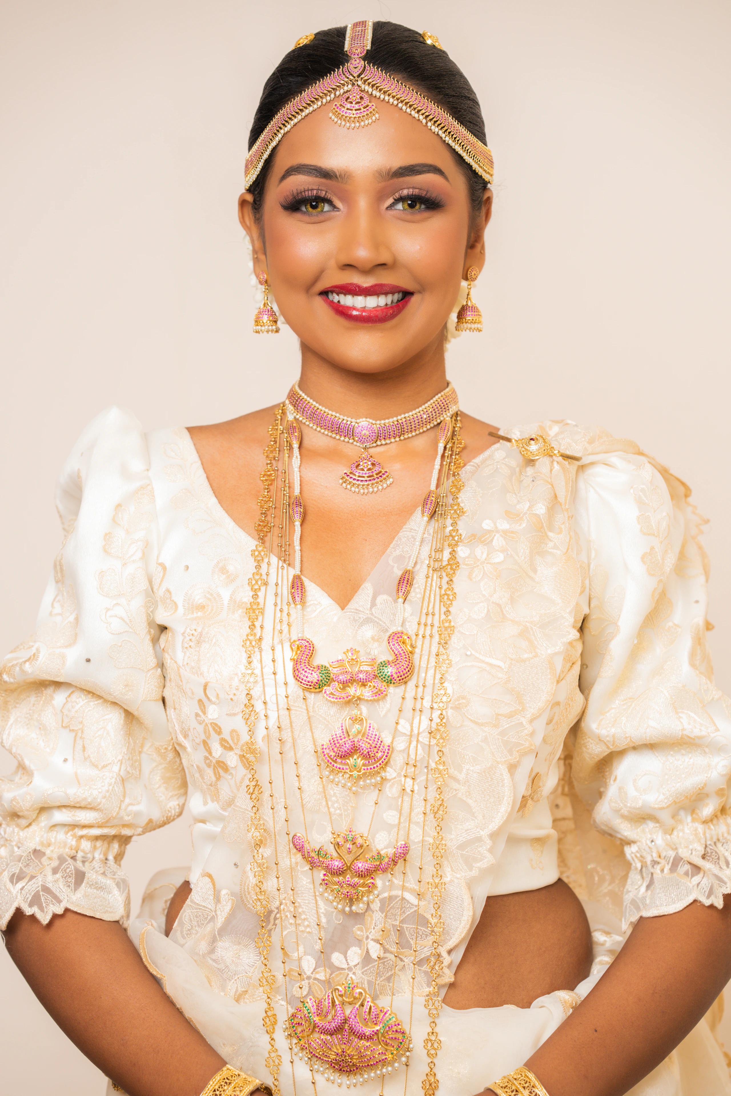 Bridal Portraits — photograph 14 by UrbanBooth
