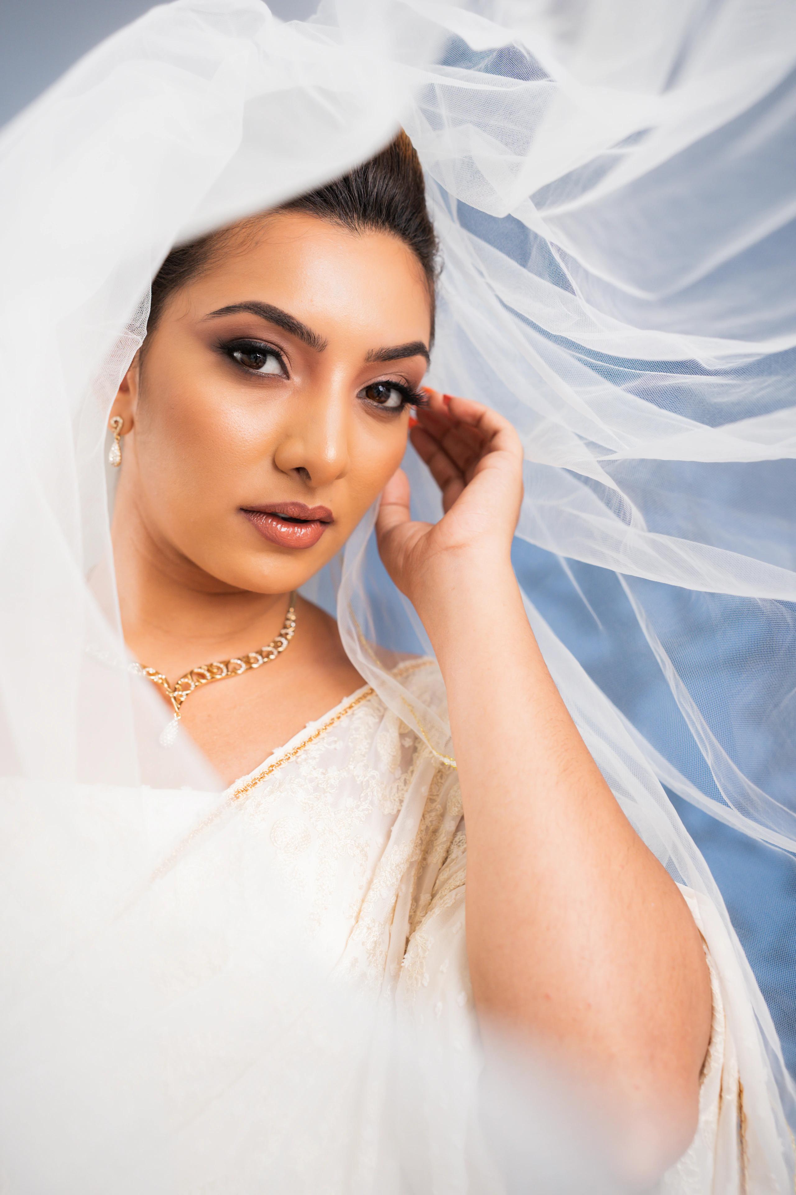 Bridal Portraits — photograph 20 by UrbanBooth