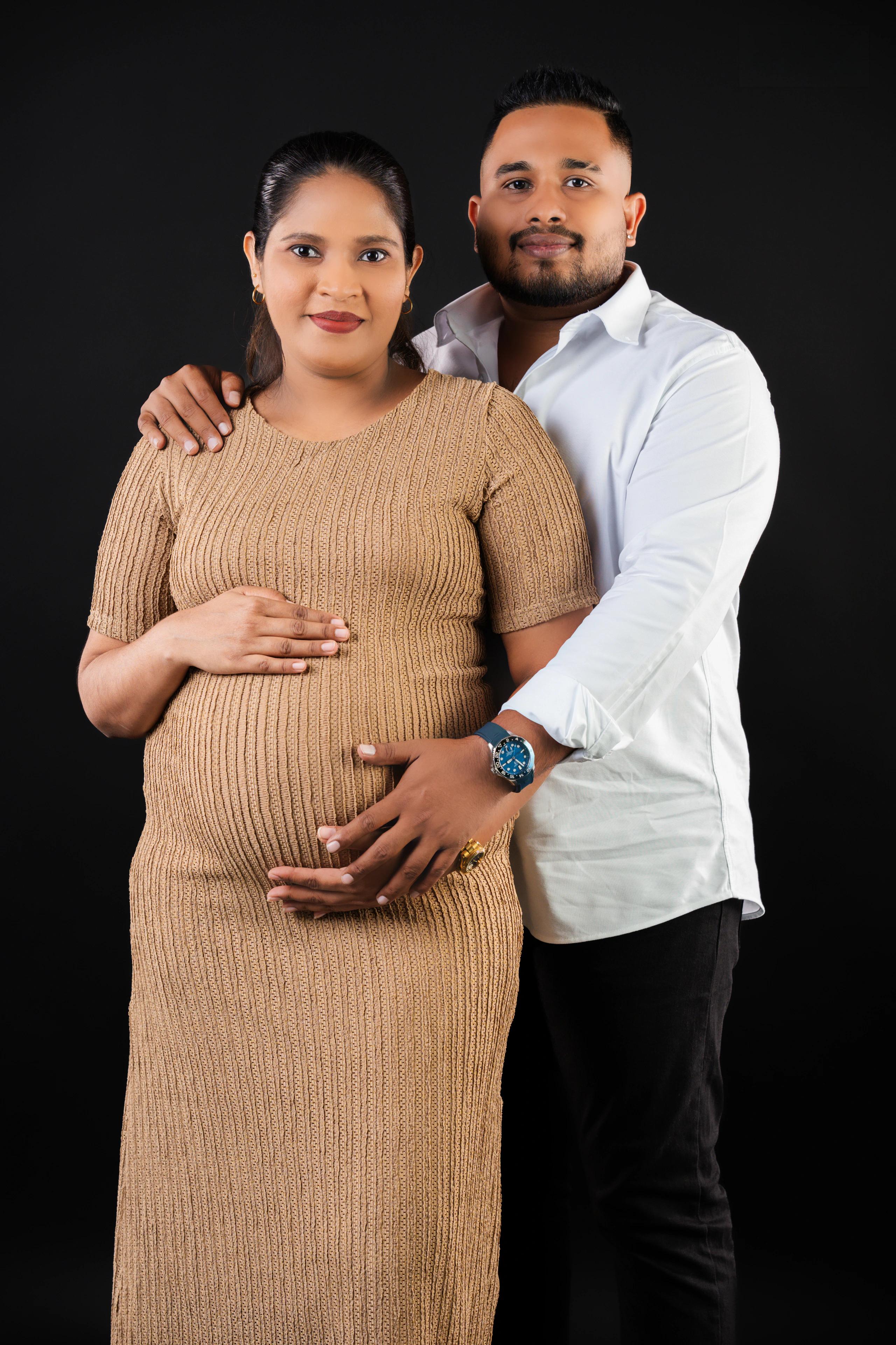 Maternity Portraits — photograph 3 by UrbanBooth