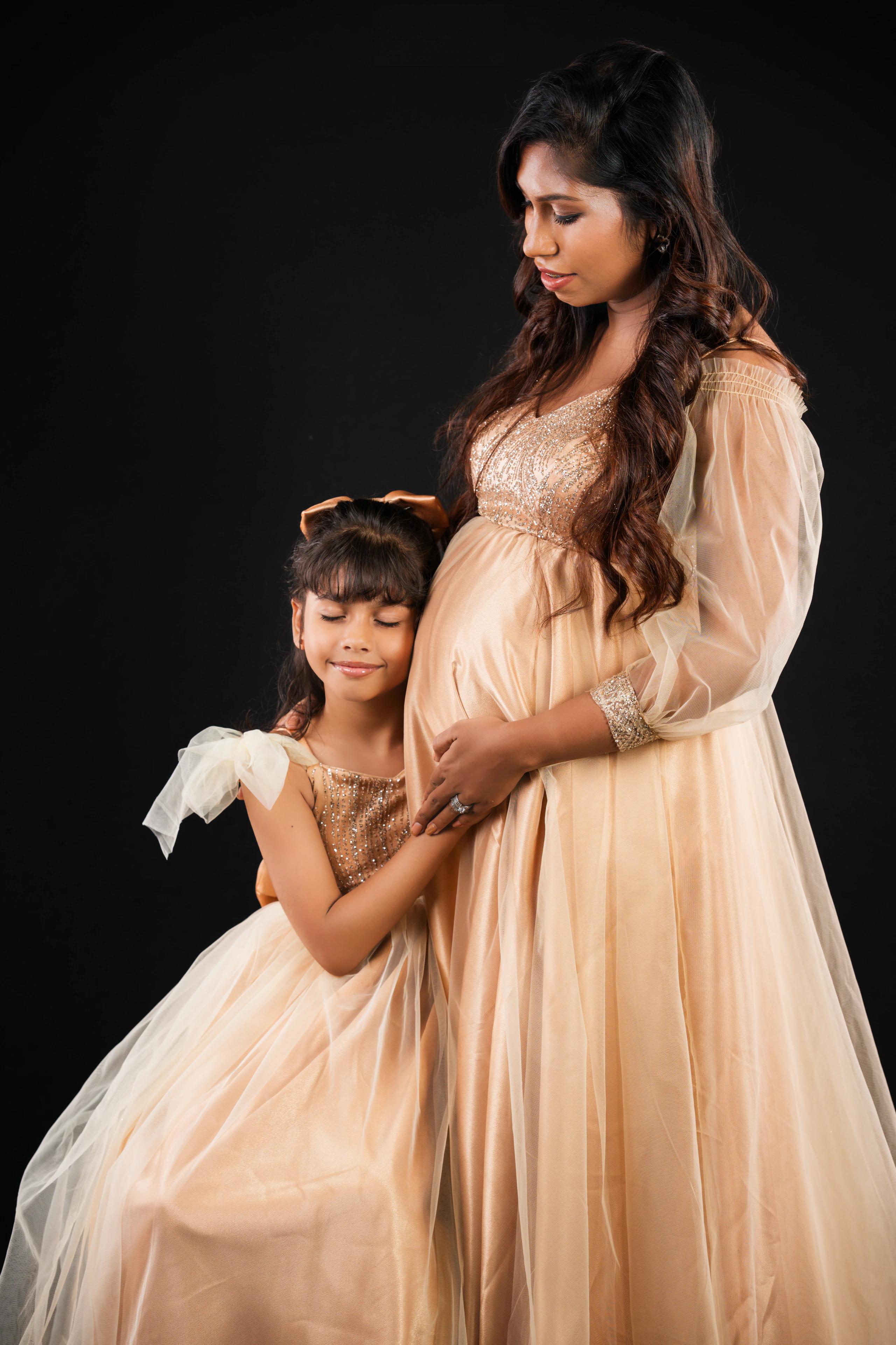 Maternity Portraits — photograph 13 by UrbanBooth